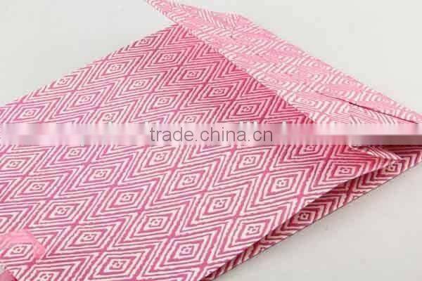 Colorful Shopping Paper Bag Through Foaming Process/Printed Foldable Gift Bag