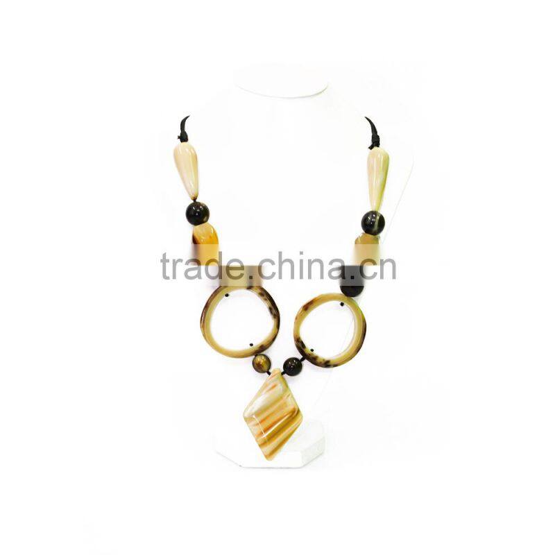 Newest high quality vietnam buffalo horn necklace 2015/buffalo horn jewelry/ buffalo horn pendant