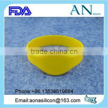 Factory Wholesale High quality RFID silicon band for sport