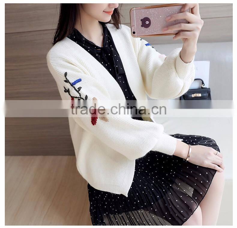 fall ladies loose embroidery sweater coat green bishop sleeve knit short sweater