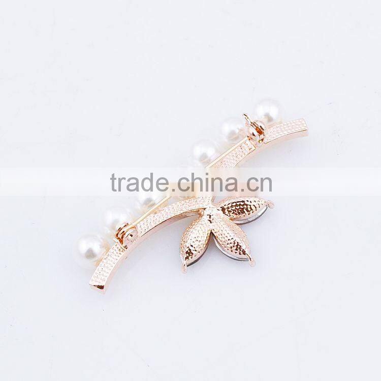 China Supplier Cheap Wholesale Zinc Alloy Magnetic Artificial Flower Rhinestone Brooch