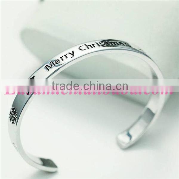 Vogue engraved metal christmas jewelry bracelet,silver plated christmas bracelet wholesale 2015