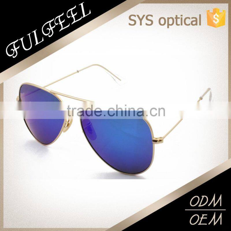 Classic metal sunglasses with colorful lens