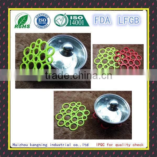 Safety durable silicone hot pad plate for pot