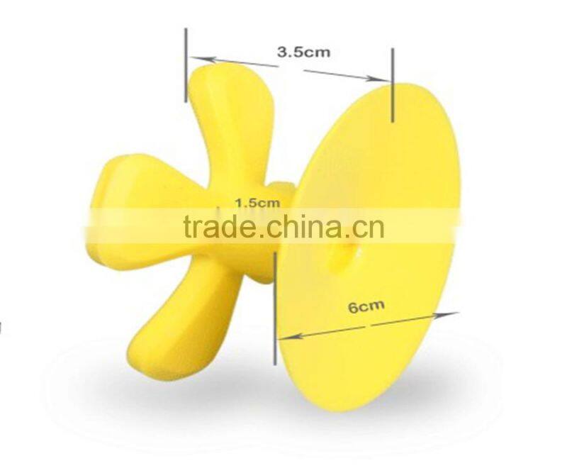 2015 New Customized Four Leaf Clove SiIliocne Sucktion Hooks Silicone Phone Holder