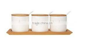 spice rack set with ceramic jar