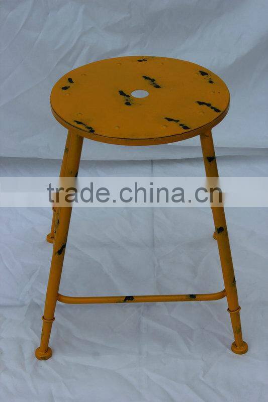 Metal chair for dining