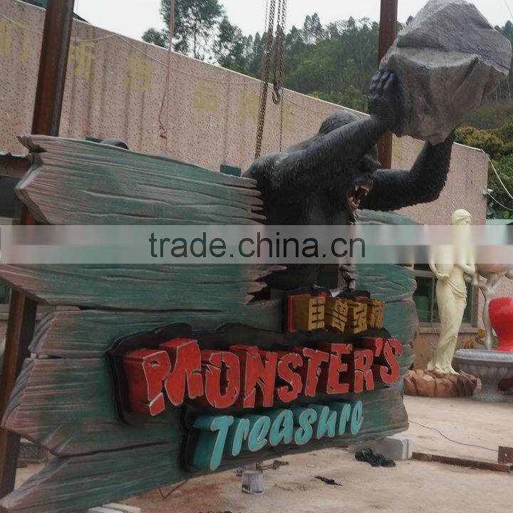 Animal park giant orangutan decoration