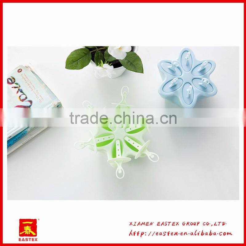 High Quality Eco-friendly 6 cells dancer Ice Cube Tray with dancers cover