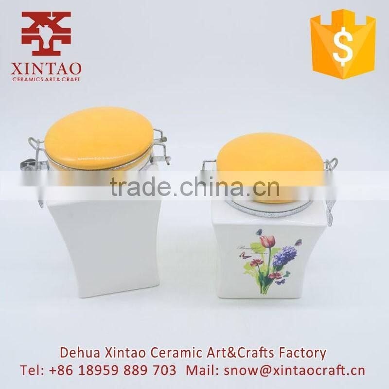 Regular fancy ceramic round shape antique cookie jar set for kitchen