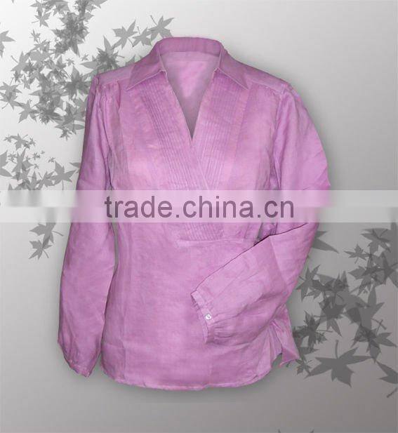 Ladies neck design of ramie blouse with pleats design