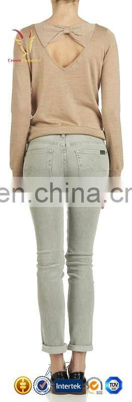 Ladies Deep V Collar Long Sleeve Cashmere Sweater