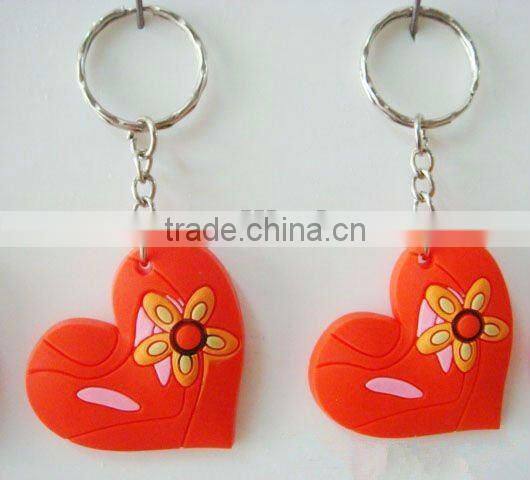 custom design Love silicone rubber key chain