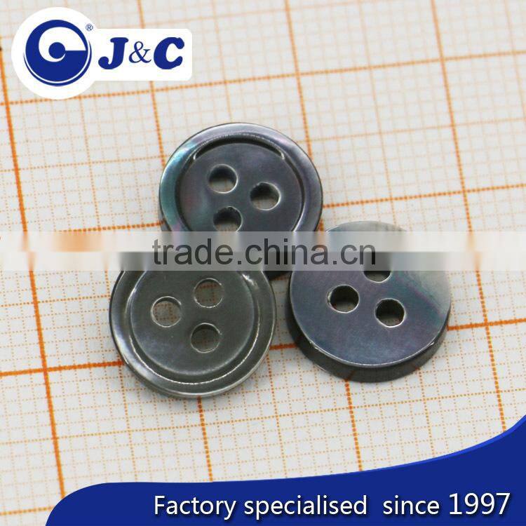 3 holes black color trocas shell button