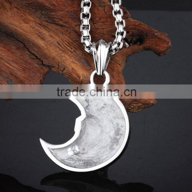 2015 Stainless steel moon necklace
