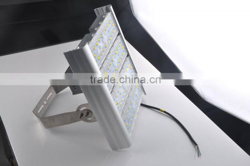 High power 110lm/w aluminium heat sink modular led floodlight 240w with ce rohs certificate for 3 years warranty