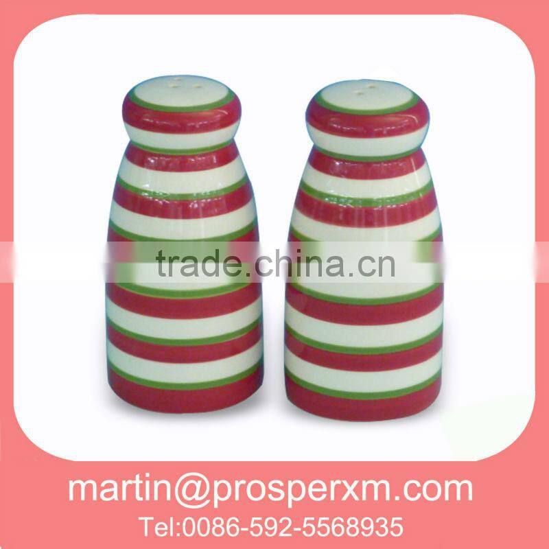 ceramic porcelain salt and pepper shaker