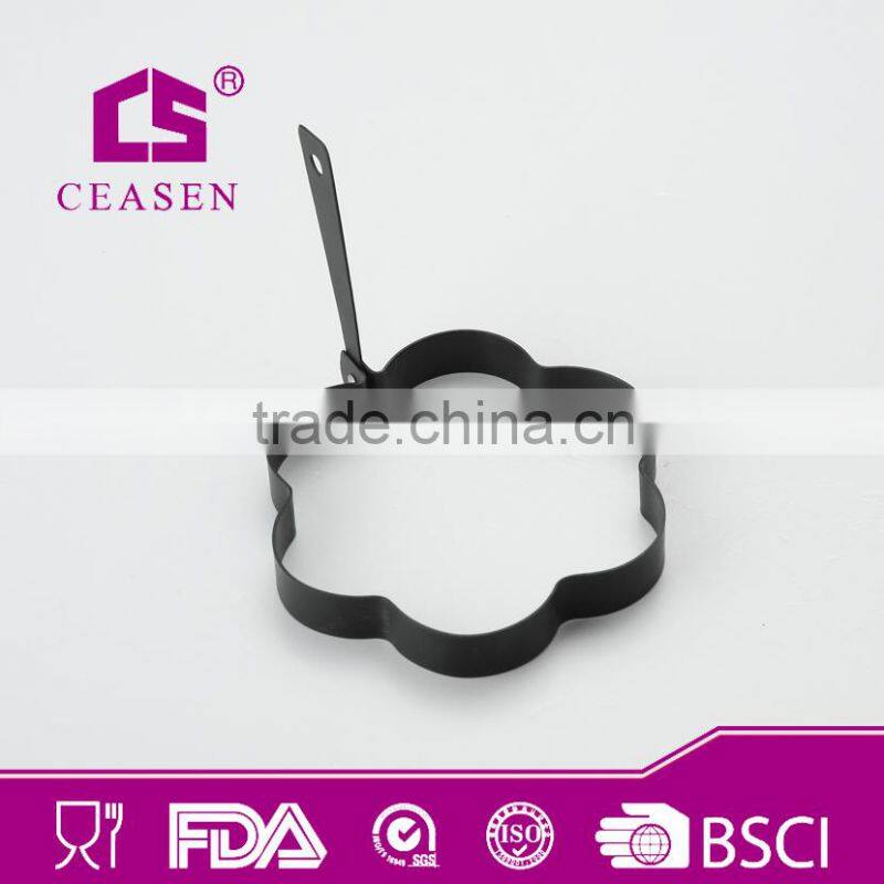 UCC062 flower shape Egg ring with non-stick coating
