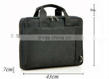 2013 New design 17 inch laptop bag, delicate and useful 17 inch laptop bag