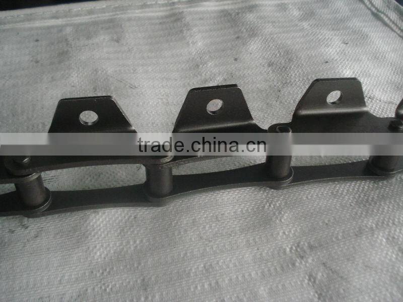 P76.2F5A1 conveyor chain with A1 attachments