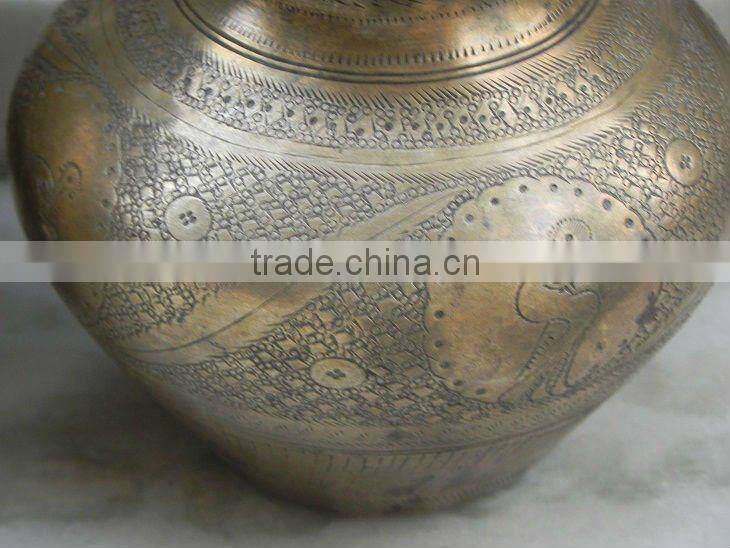 Vintage Pot buy at best prices on india Arts Palace