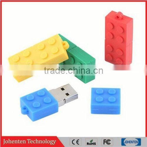 OEM Customized 3D PVC Truck USB Flash Drive