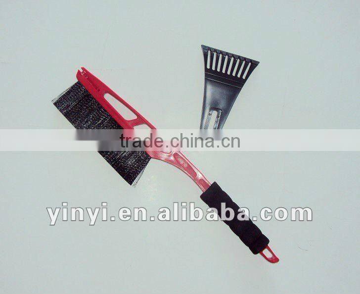 car cleaning plastic snow shovel brush ice scraper with brush (RSCW-03)