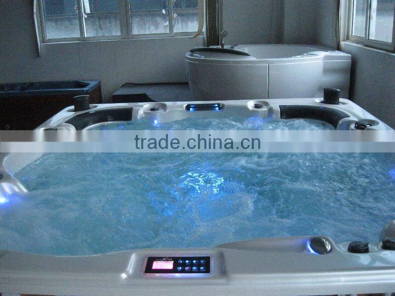 whirlpool hot tub with cover