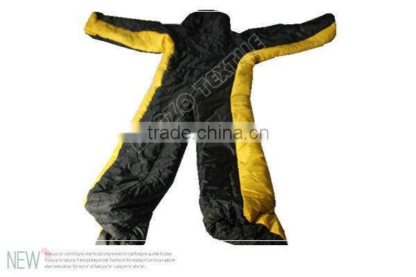 Wearing body sleeping bag