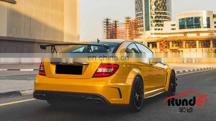 Runde Carbon Fiber Material Body Parts Spoiler For Mercedes-Benz W204 C63507 Modified BS Style C200C260 spoiler