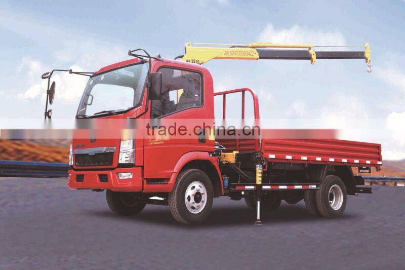YUANYI brand china Howo light truck with 2T crane Truck Mounted Crane Truck