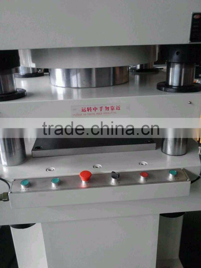 Automatic Servo Control 500x600mm 300ton Four Post Press Three Beam 4 Column Hydraulic Press