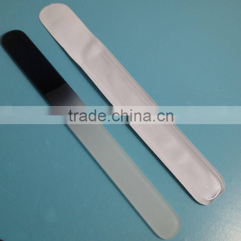 BLC-010 195mm Mat finished black colored handle glass nail file with packaging