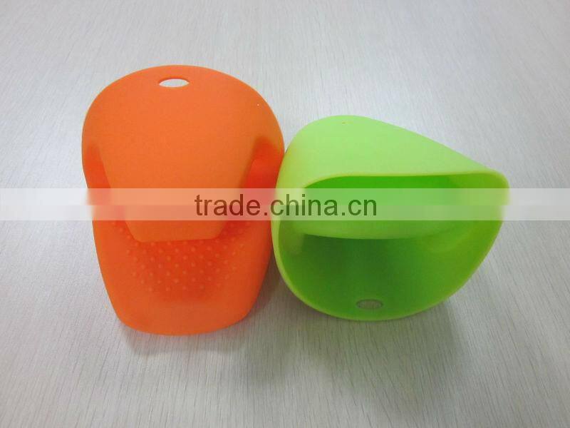 2014 latest design100% Food Grade Silicone Oven Mitt glove