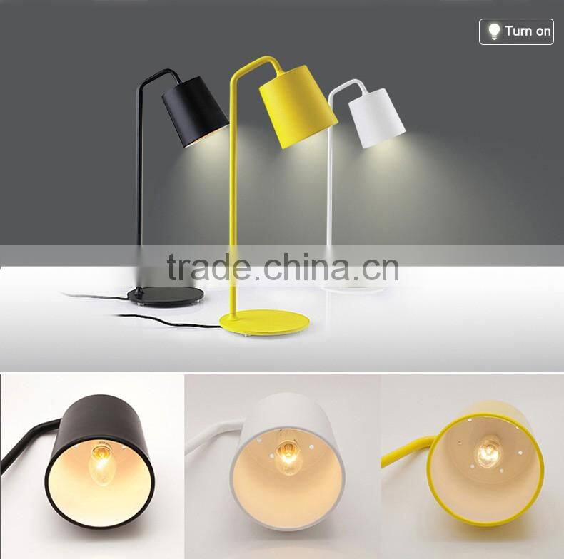 High Quality Modern American Style Colorful Office Desk Lamp