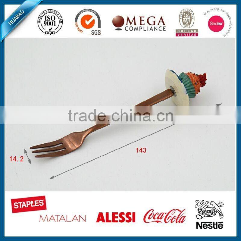 2016Christmas gifts/polyresin gift set/cutlery for gift, long handle dinner fork, innovative cutlery set