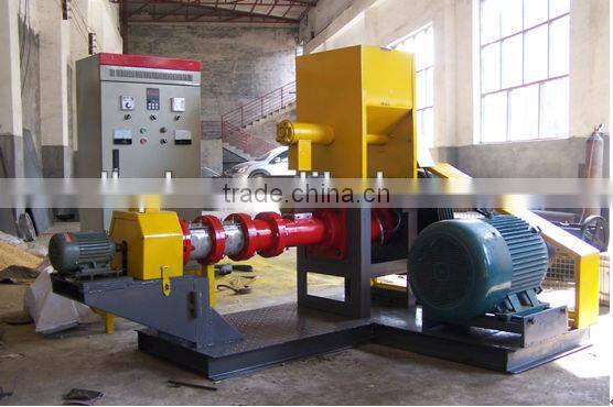 2013 Best seller wide output range automatically pet food extruder machine
