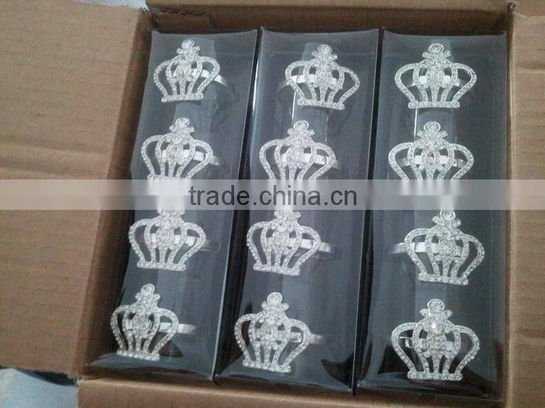 crown shaped metal alloy napkin ring