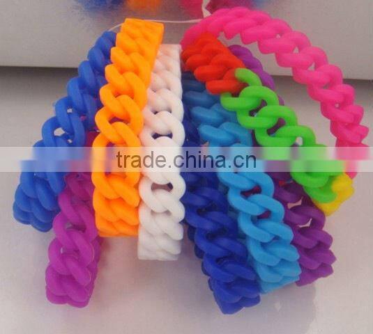 customized twisted wire bangle