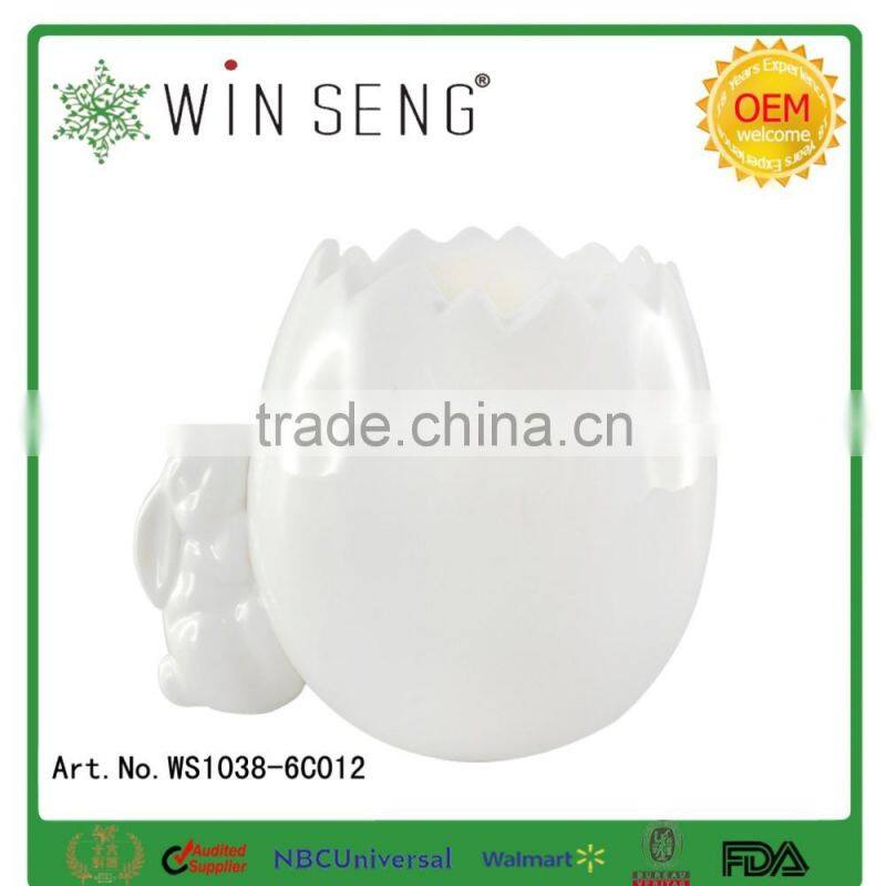 White Ceramic Rabbit design decorative ashtray