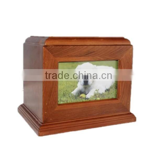 Good Finishing Wooden funeral caskets and urns for ashes