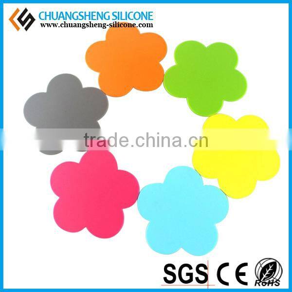 Beautiful flower shaped silicone anti-hot table mat