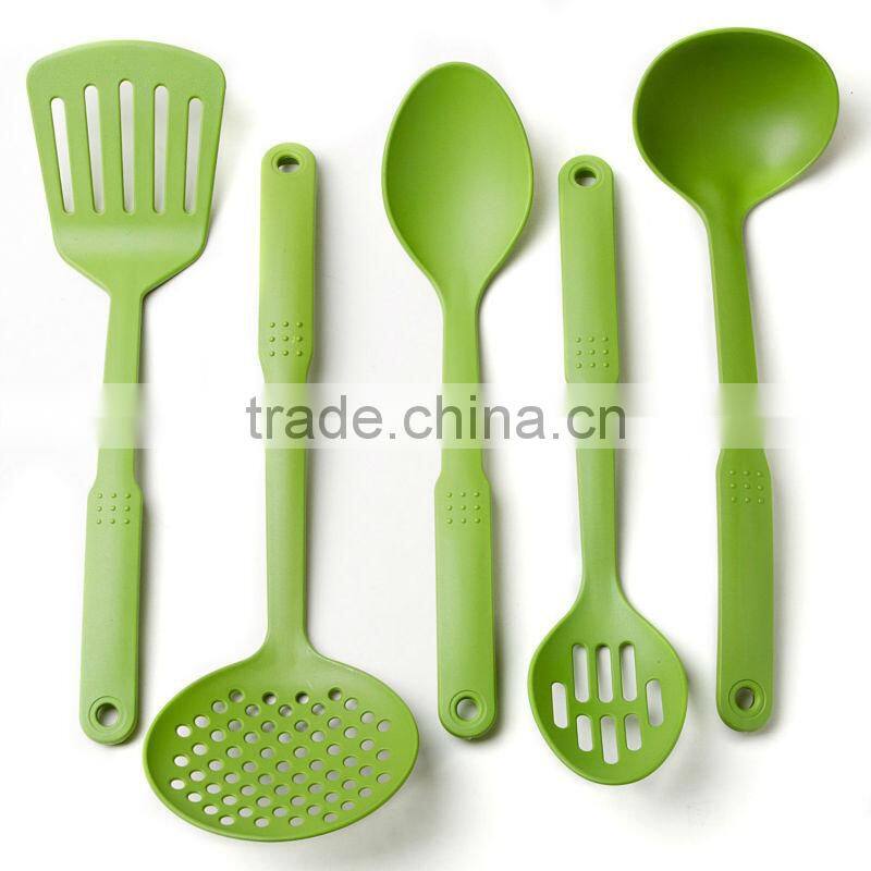 Cook's Corner 5-Piece Nylon Kitchen Utensil Set