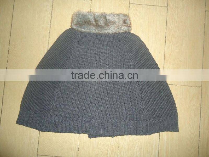 2016 winter fur collar cable knitted baby sweater ponchos