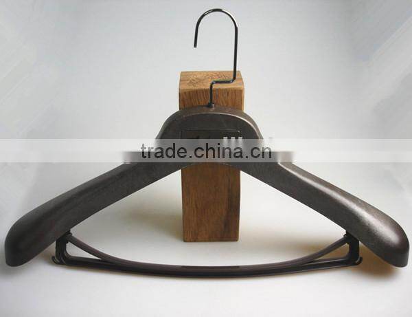 FP-868 Good quality plastic cloth hanger for men suit