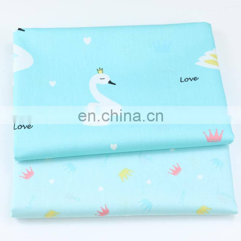 Cartoon big white goose little crown printing cloth kindergarten all cotton children quilt cover three-piece fabric