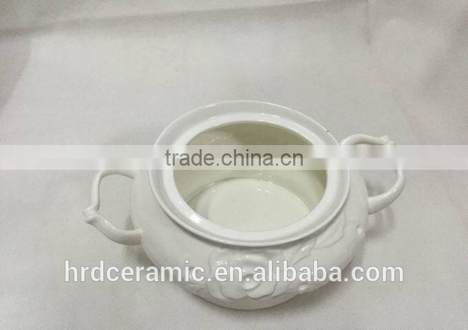 China Manufacturer Stocked small ceramic Porcelain Soup Tureen