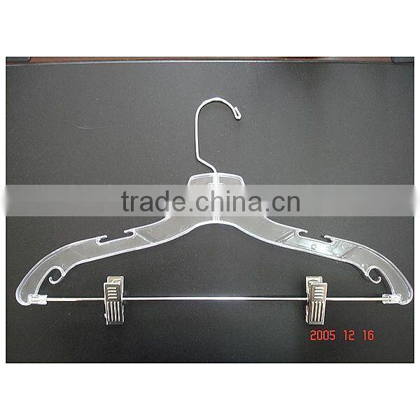 multi plastic clip hangers