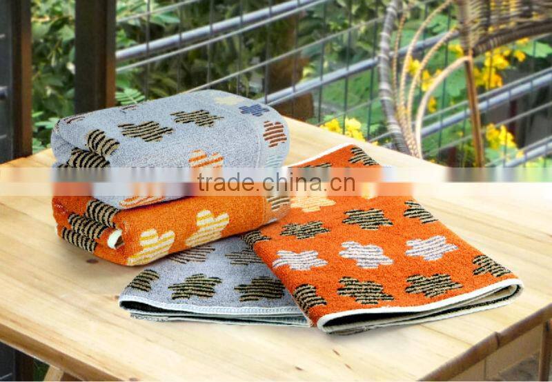 egyptian cotton towel with embroidery&jacquard