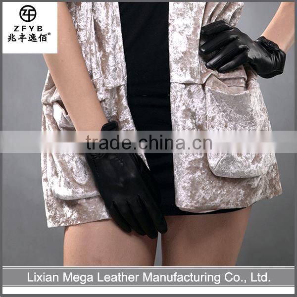 China new design popular Ladies Sheepskin Leather Glove